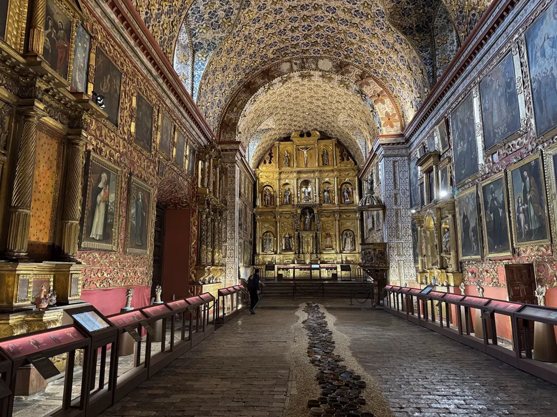 Iglesia Museo Santa Clara, 보고타