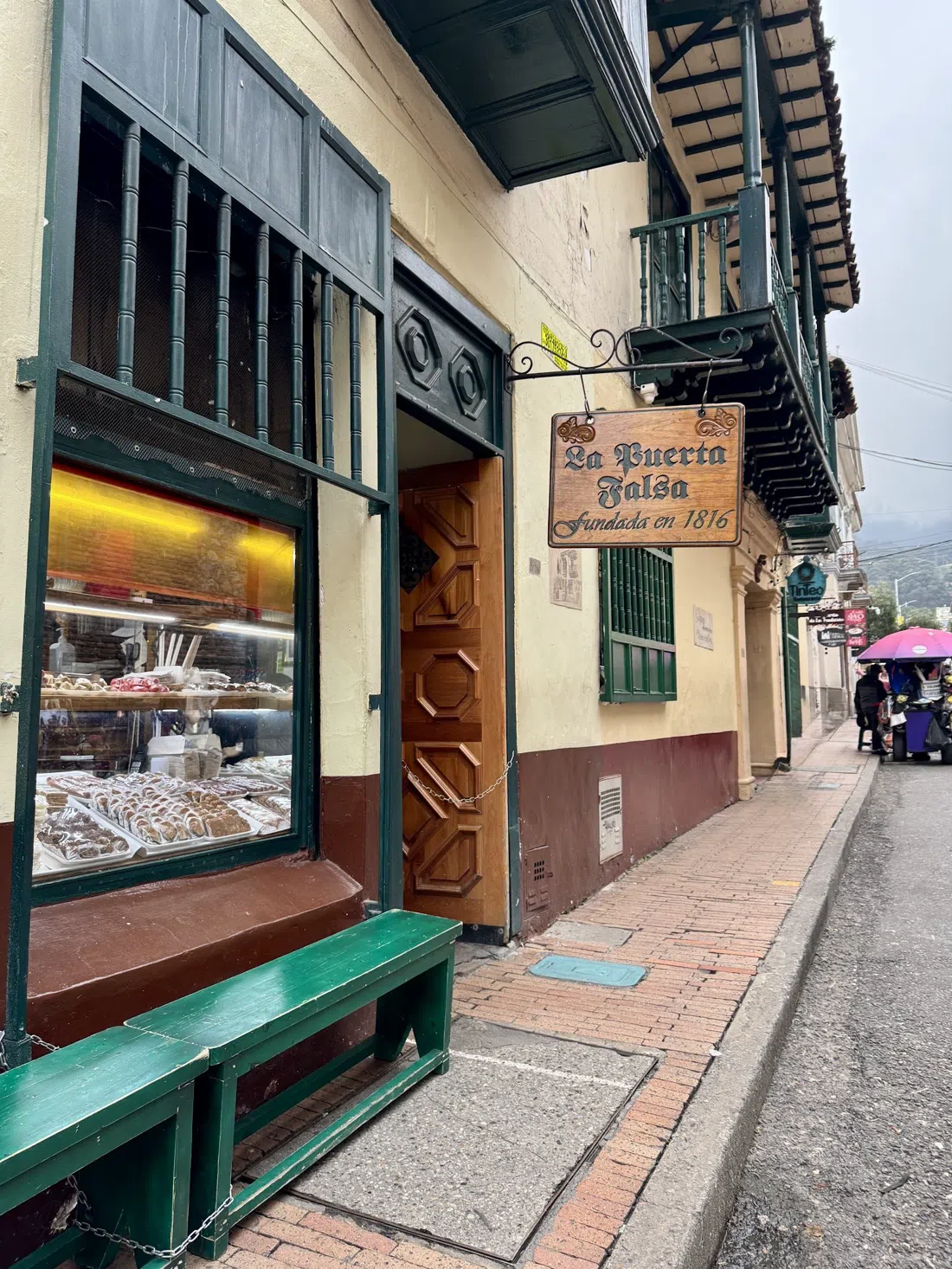 La Puerta Falsa, 보고타