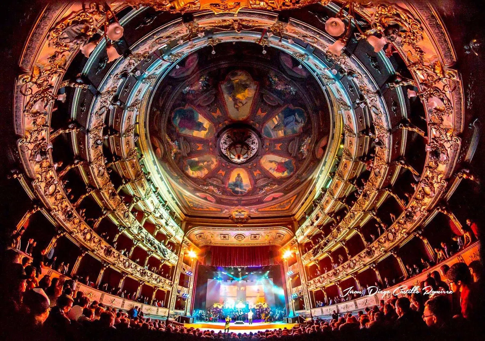 Teatro Colon, Bogota