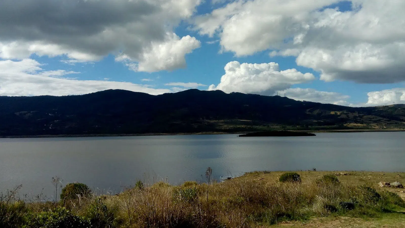 Embalse de Tominé, Bogota